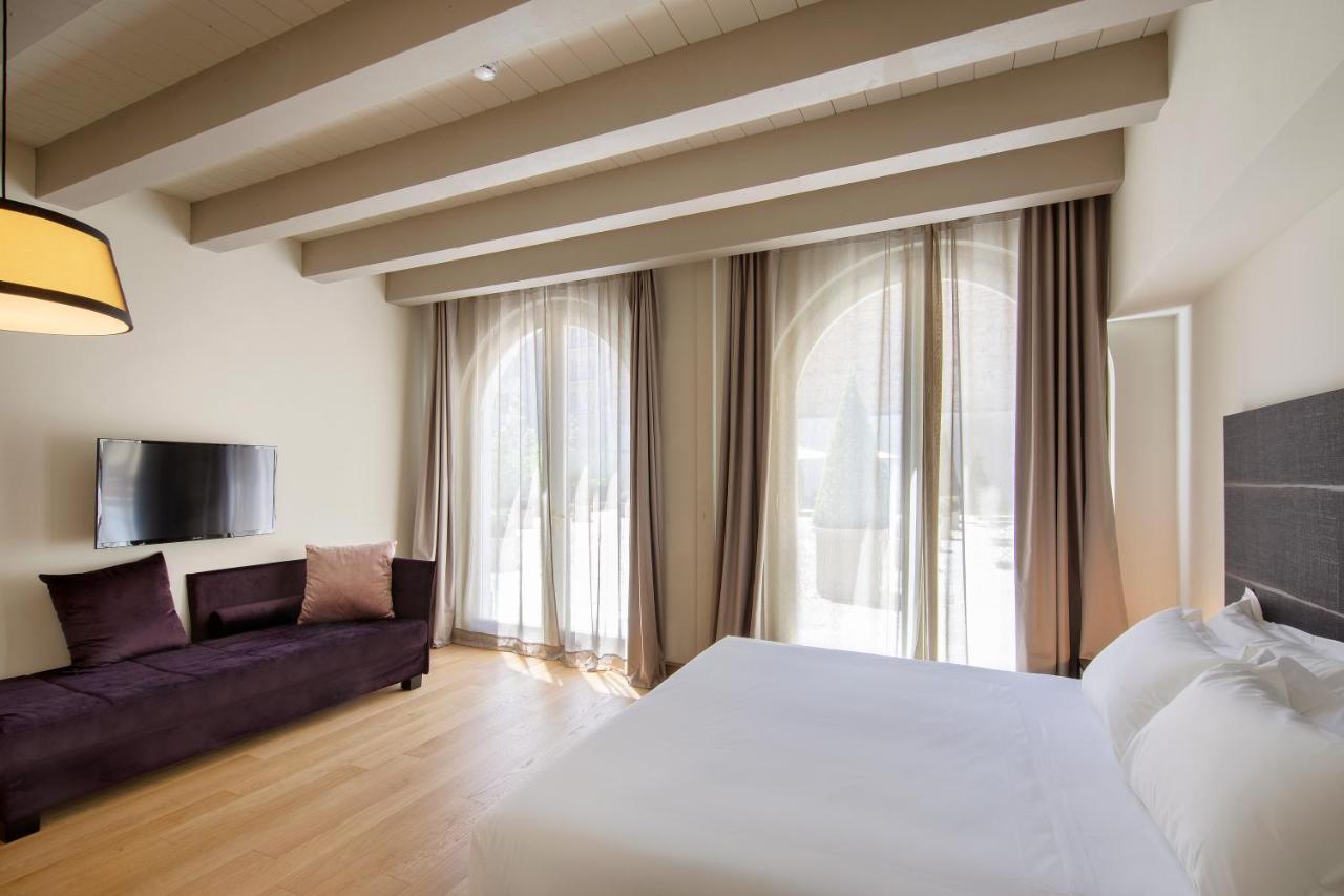 Opera35 Boutique 4*