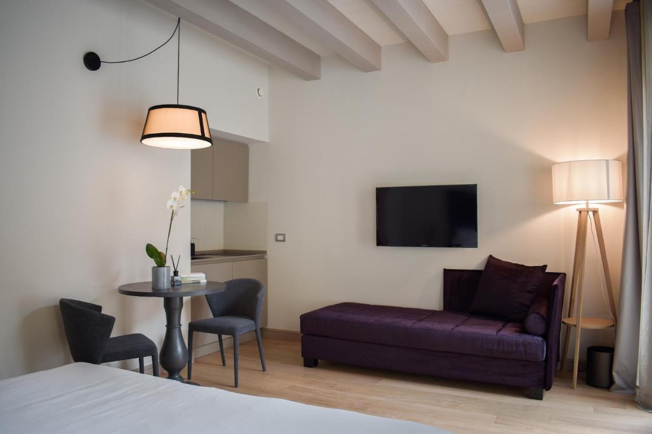 Opera35 Boutique Hotel 4*